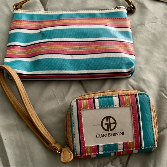 Giani Bernini Pouch & Wallet - Picture 5 of 6